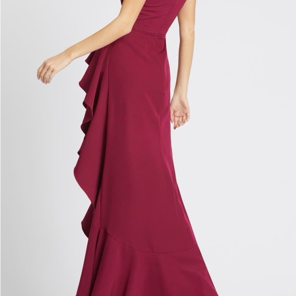 One-Shoulder Ruffle gown Burgundy Ieena for Mac Duggal Size 2 NWT - Picture 2 of 11